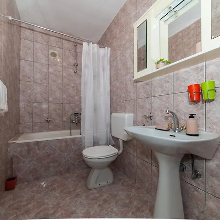 Chapel Road Апартаменты *